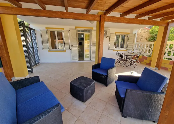 Casa Flavia